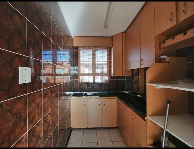 2 BEDROOM APARTMENT RENTED IN PARSONS HILL